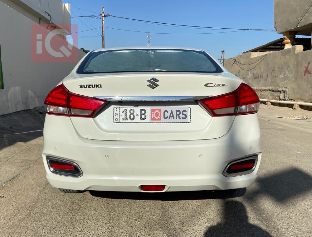 سوزوکی سیاز